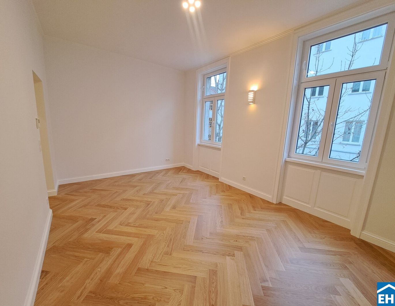 WU-Nähe: Sanierte 1 Zimmer-Altbauwohnung