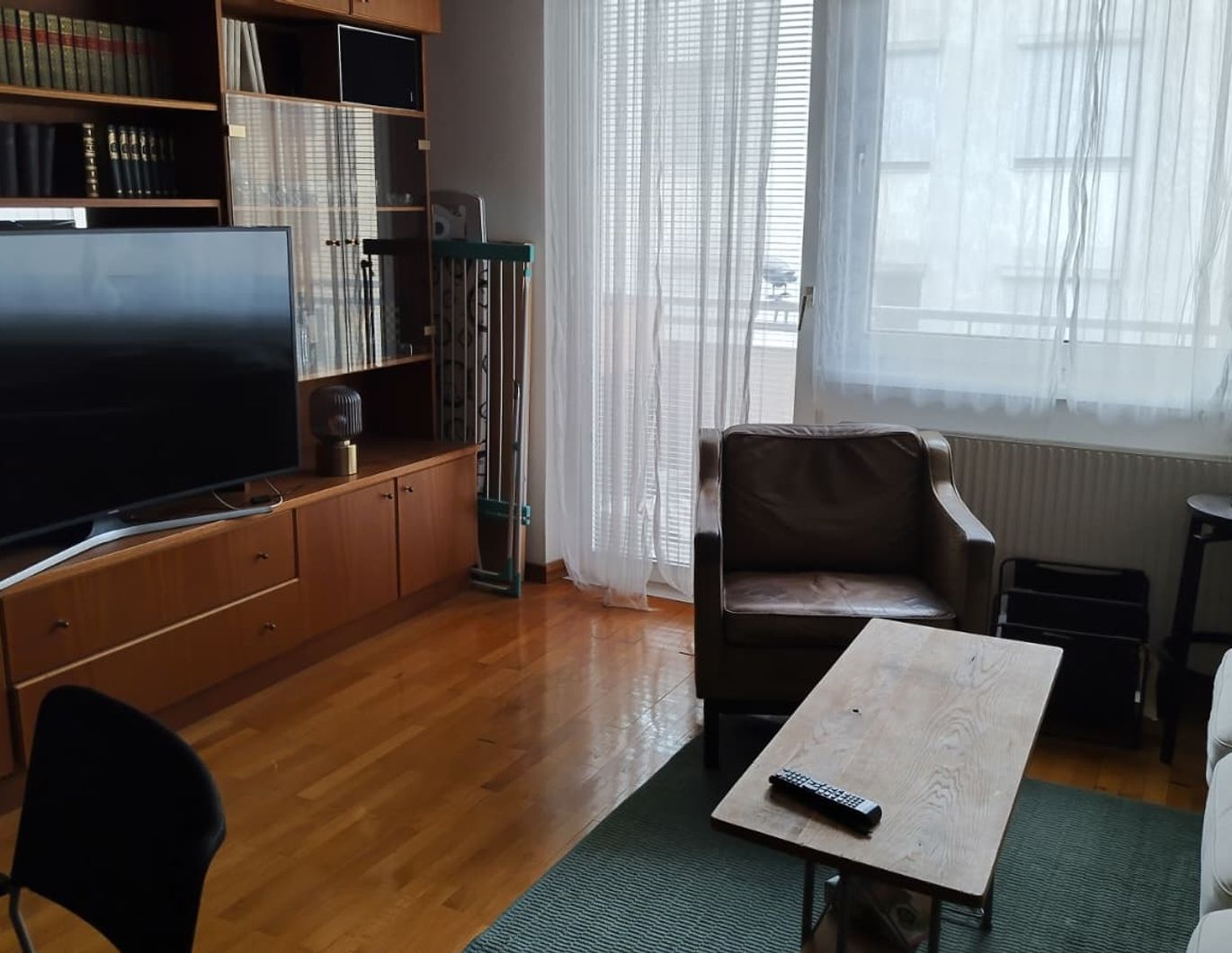 Wohnung 2 Zimmer, sehr hell, mit 2 Balkonen