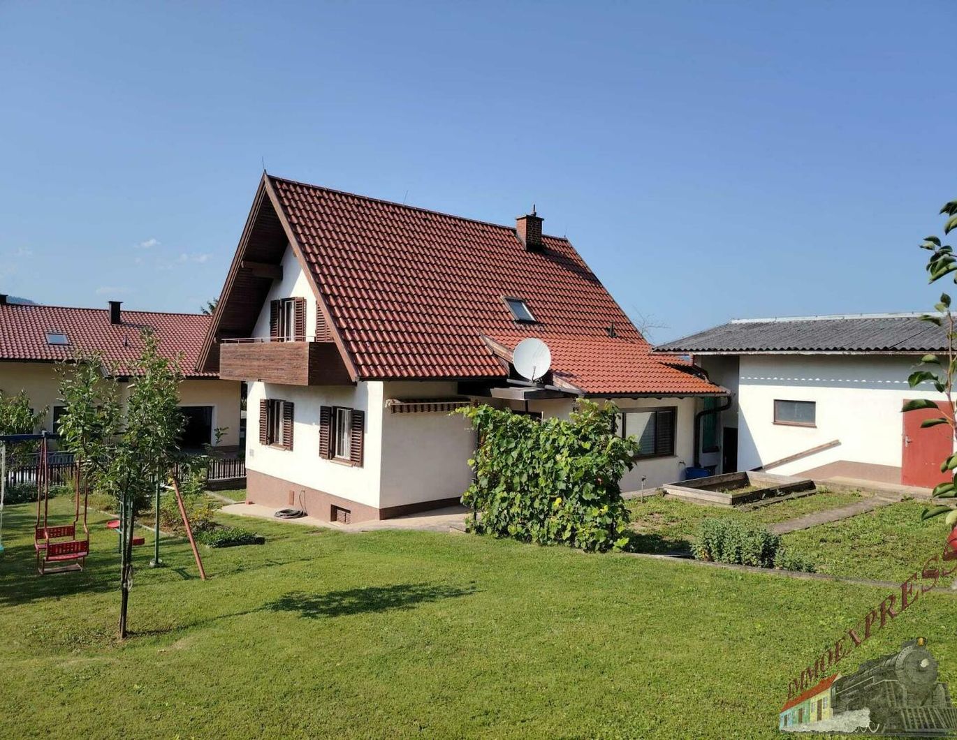 Einfamilienhaus mit großem Grundstück (2 Parzellen) wartet auf Sie! ca. 45min nach Wien!