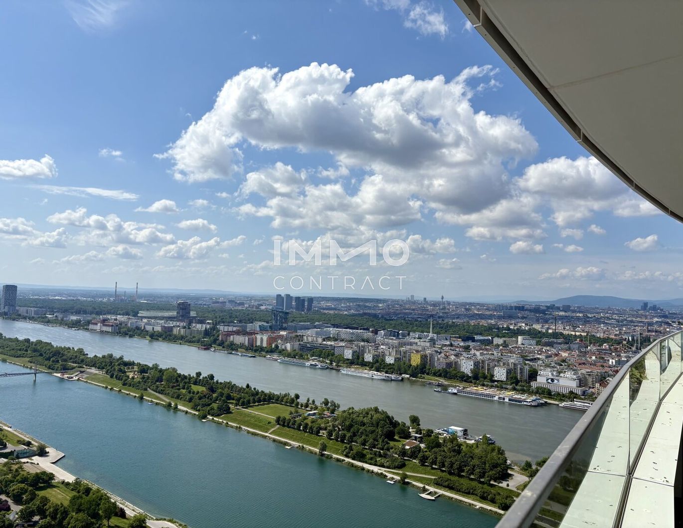 Wohnen, wo andere Urlaub machen: DANUBEFLATS (Erstbezug)