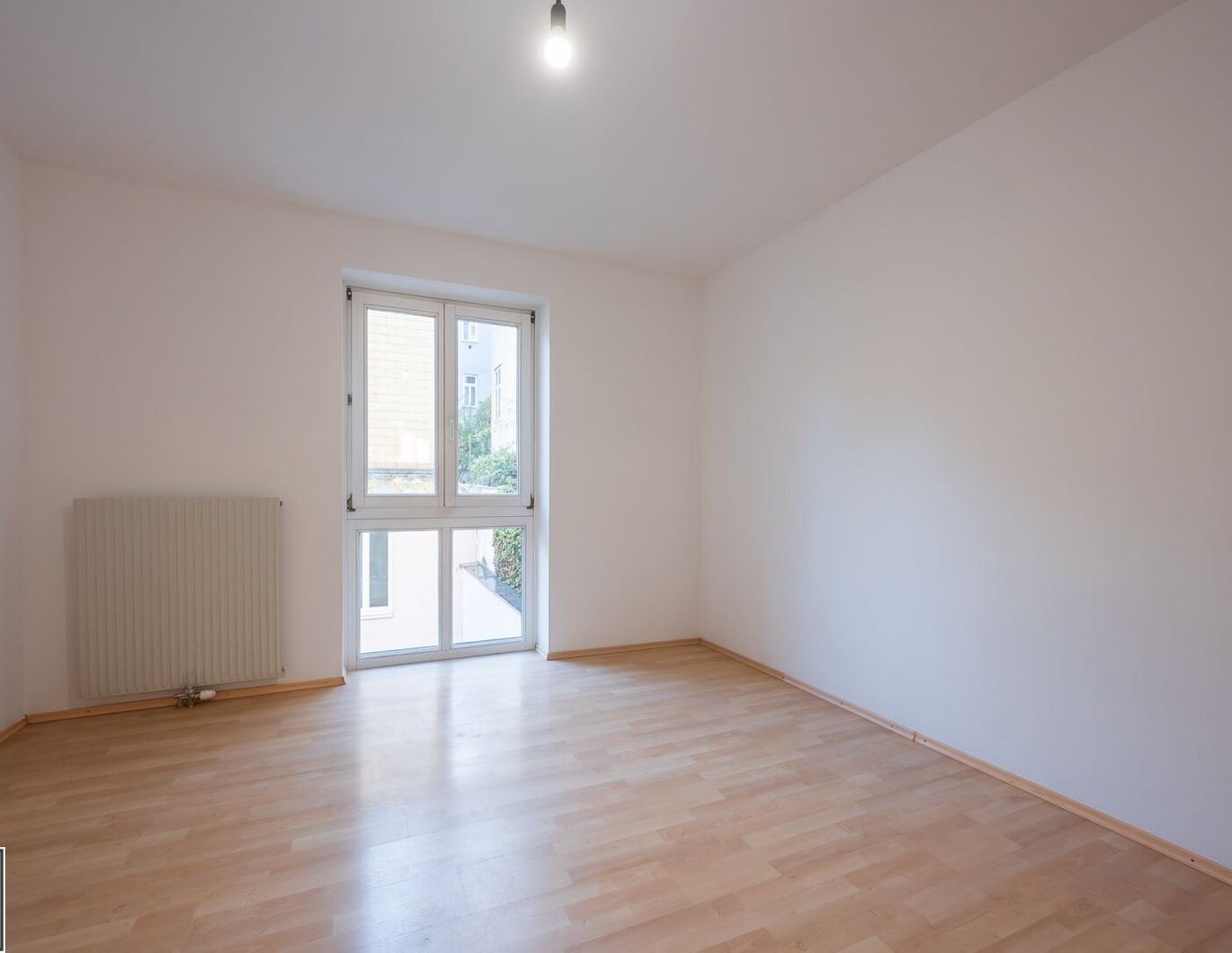 Helle gut aufgeteilte 2 Zimmer Wohnung nähe S-Bahn Gersthof - ab sofort verfügbar!