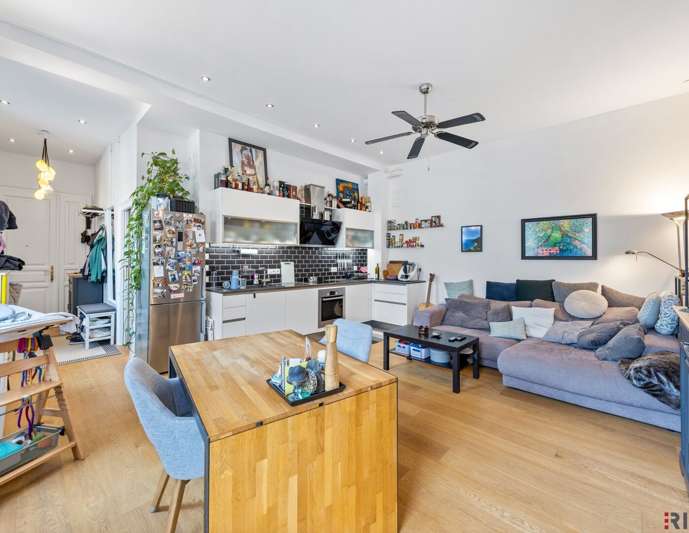 Nähe Augarten und U4 Friedensbrücke *** Hofruhelage *** Balkon und Lift *** hell und modern