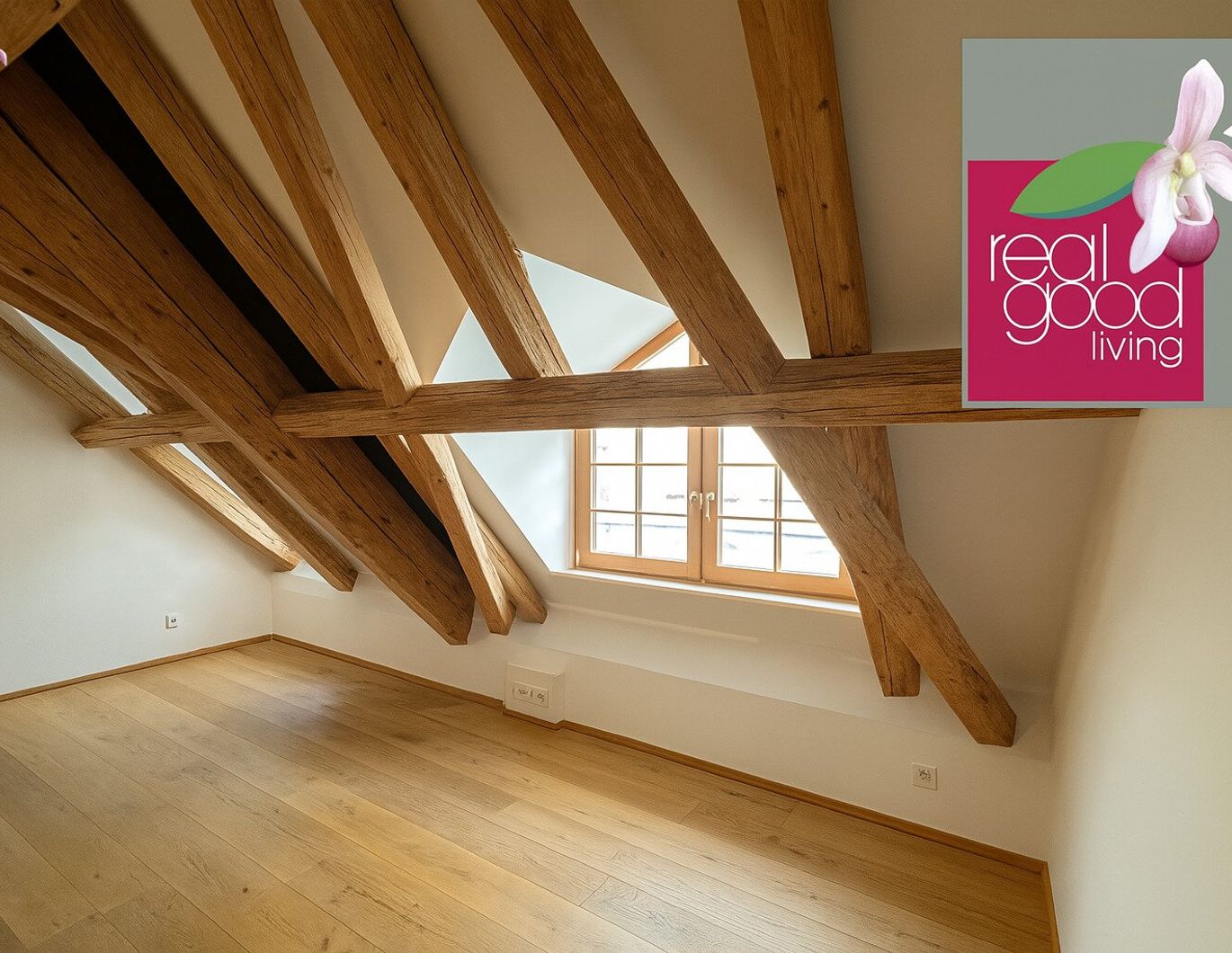 4-Zimmer-Dachgeschosswohnung mit Galerie & Terrasse in unmittelbarer Nähe zum Karmelitermarkt