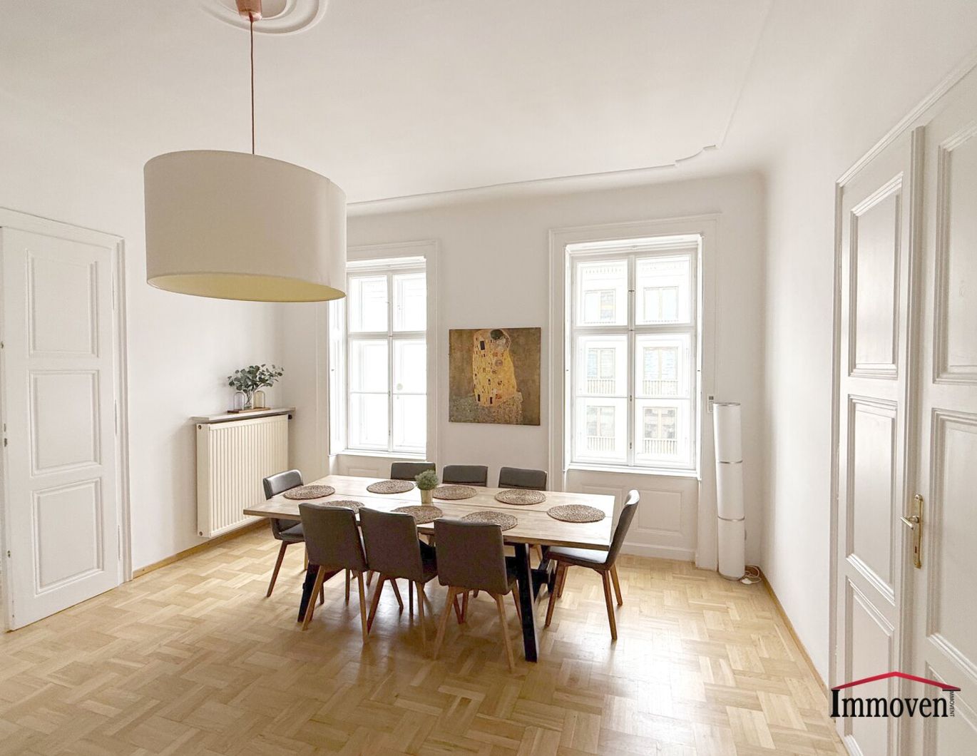 TOPLAGE und ALTBAUFLAIR - Repräsentative 3-Zimmerwohnung bei der Wiener Oper!