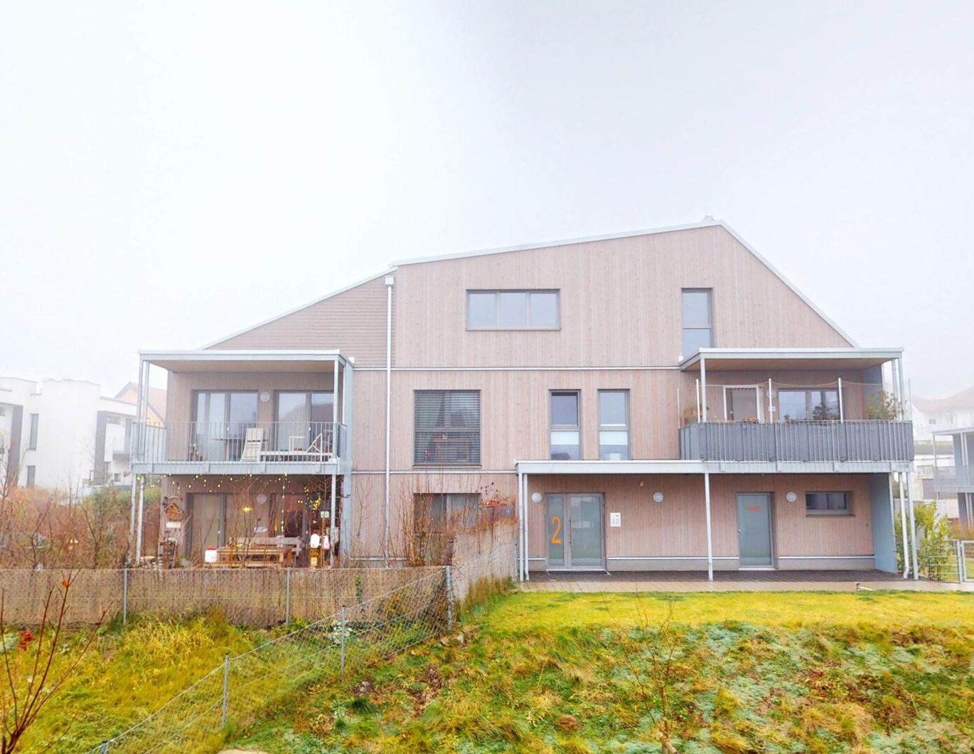 Traumhafte Balkonwohnung I 4 Zimmer I Holzbauweise