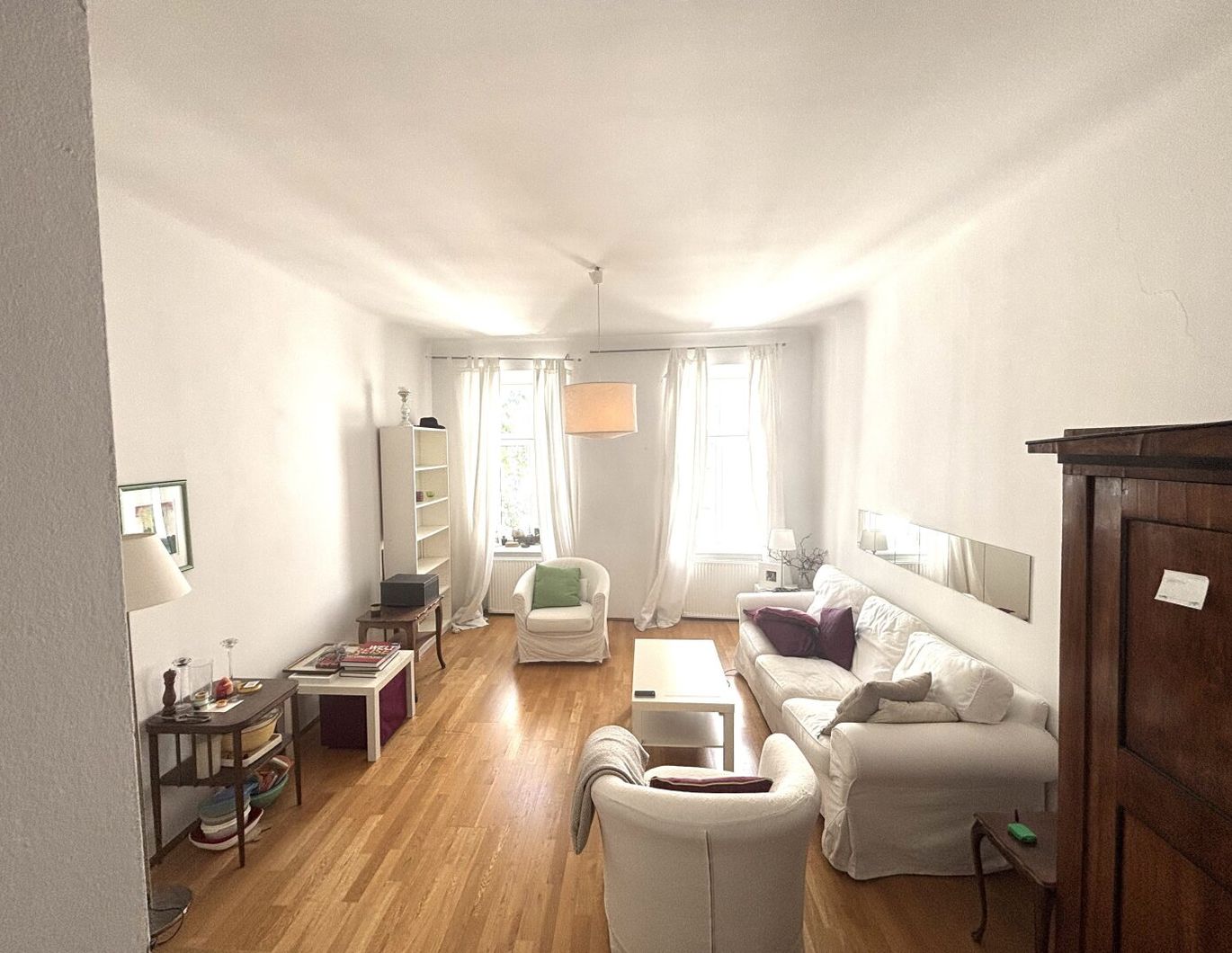 Schöne 3,5 Zimmer Altbauwohnung in zentraler Lage