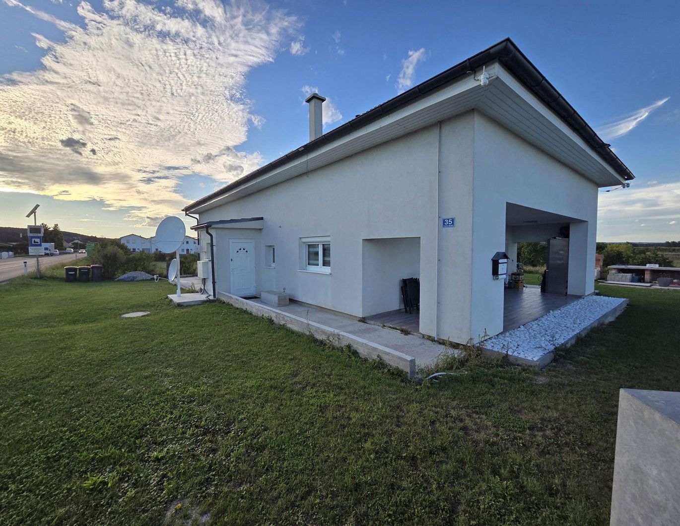 MASSIVBAU EINFAMILIENHAUS