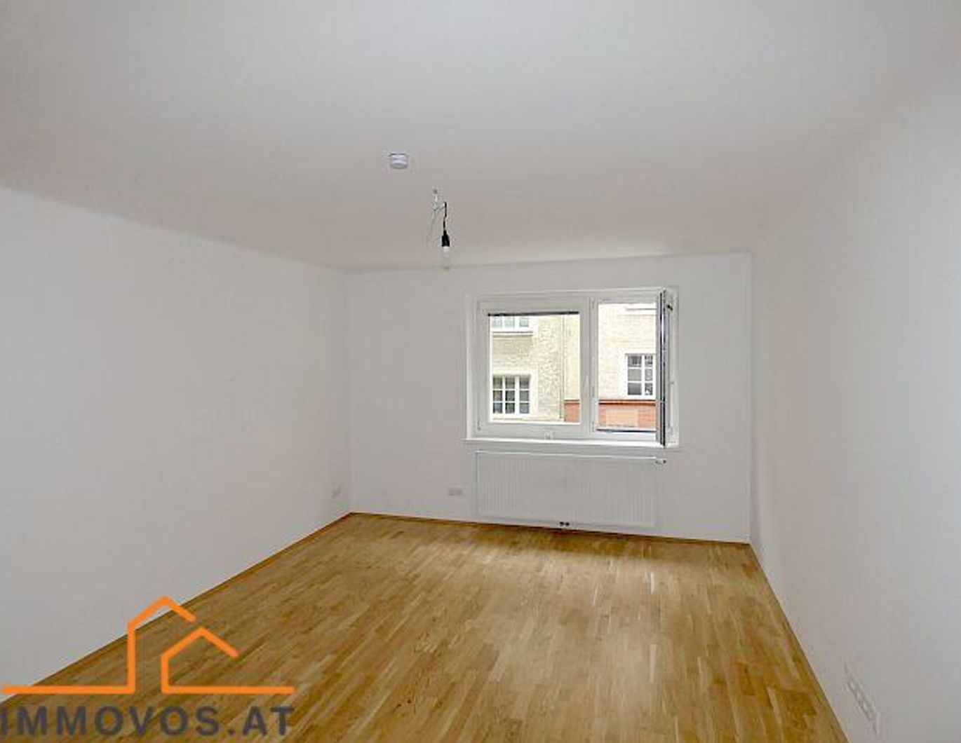 +++ERSTBEZUG: KOMFORTABLE NEUBAUWOHNUNG