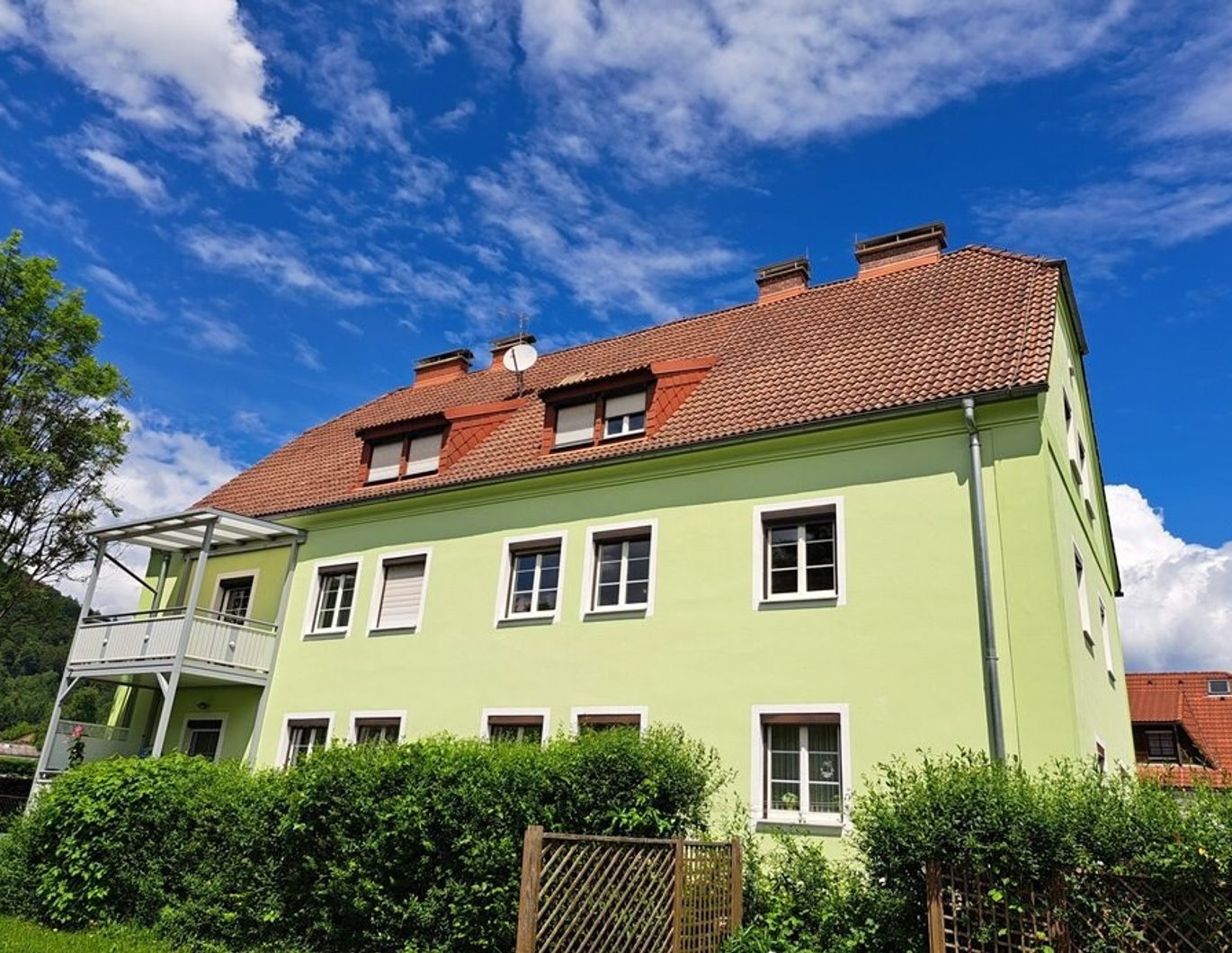 Geräumige und sehr helle Wohnung in Thermennähe