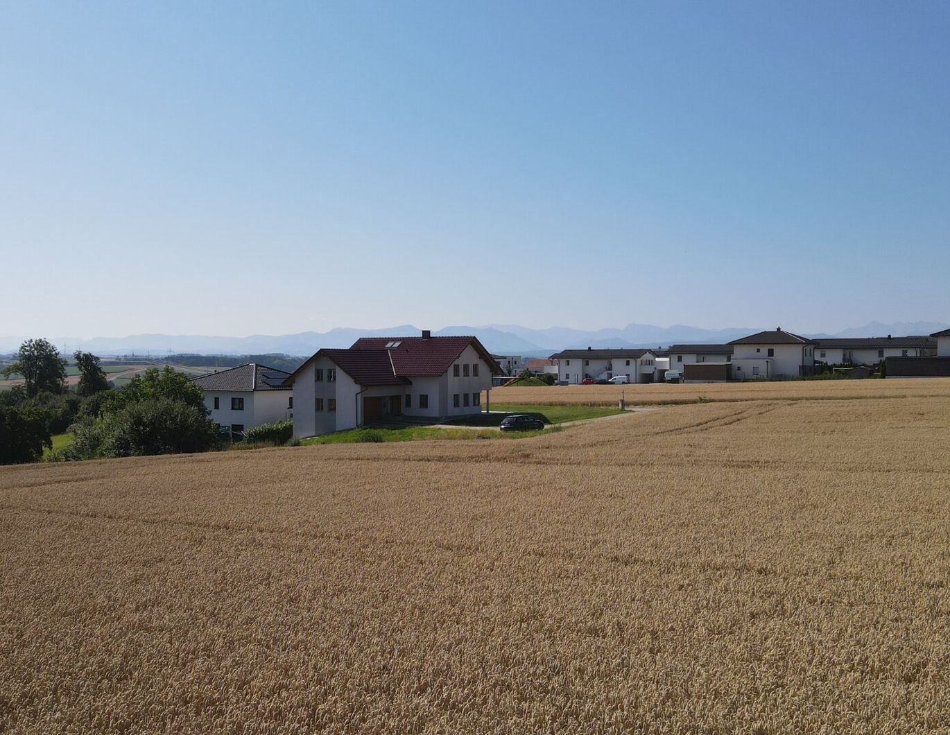 Dreifamilienhaus!!!!! Erstbezug mit Südbalkon, Carport und flexiblem Raumkonzept!