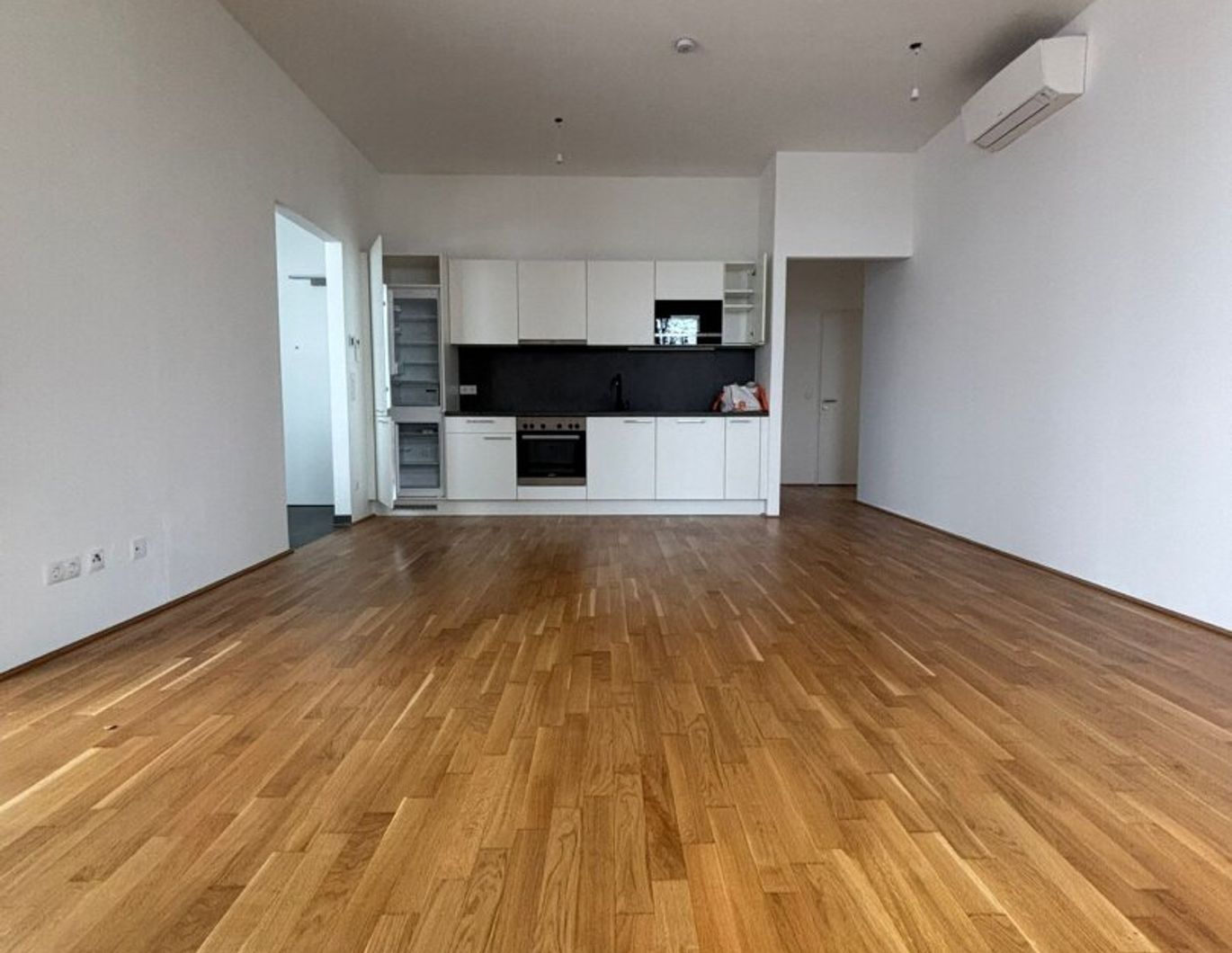 Traumhaftes Penthouse in Graz: 3 Zimmer, Balkon & Terrasse.