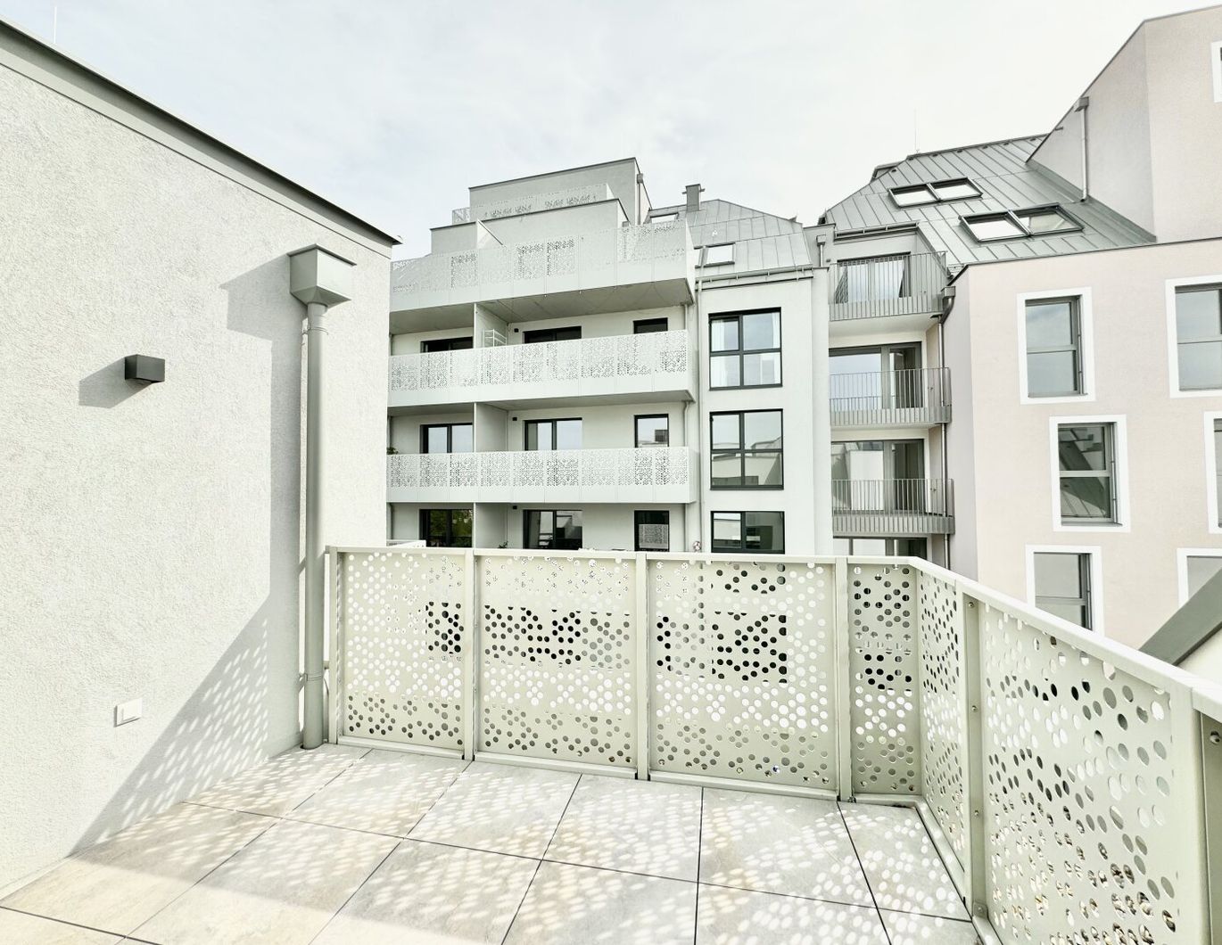 NEUBAU ERSTBEZÜGE MIT TERRASSEN, EIGENGÄRTEN & TIEFGARAGE 1220 WIEN