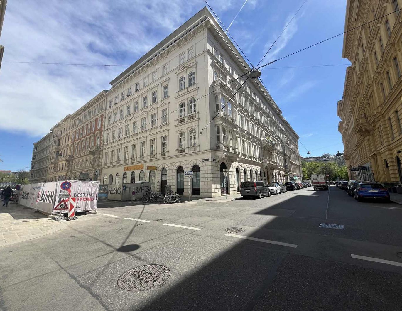 Unbefristet vermietete 2-Zimmer-Wohnung mit Balkon im 1. Bezirk -  Donaukanal und U-Bahn um´s Eck