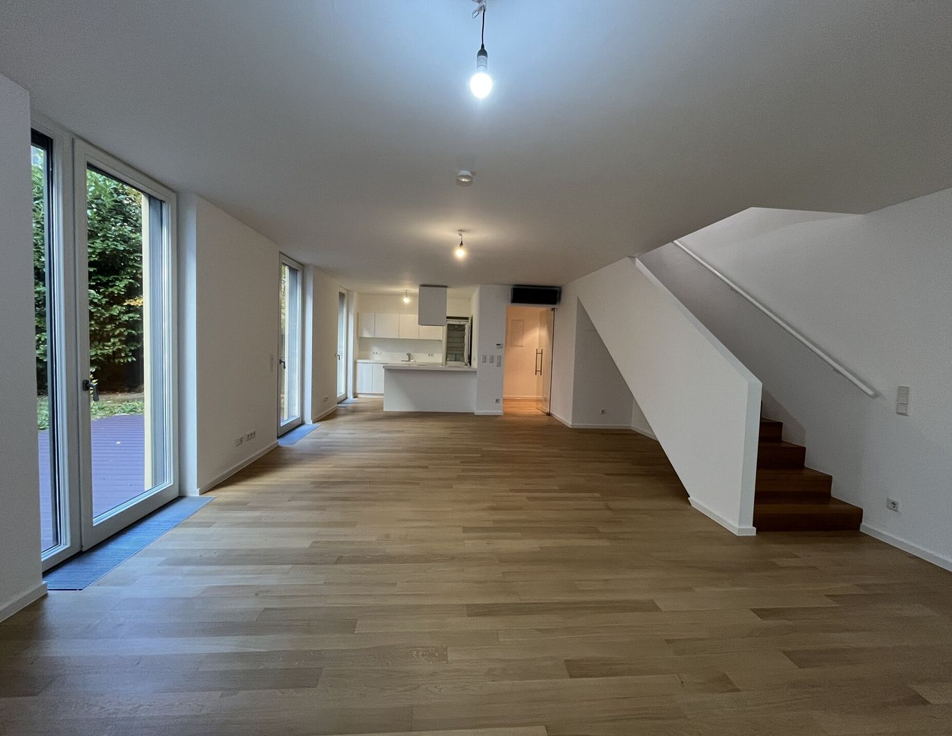 Moderne Maisonette-Wohnung mit 4 Zimmern und großzügigem Garten mit Terrasse - zu miete in 1030 Wien