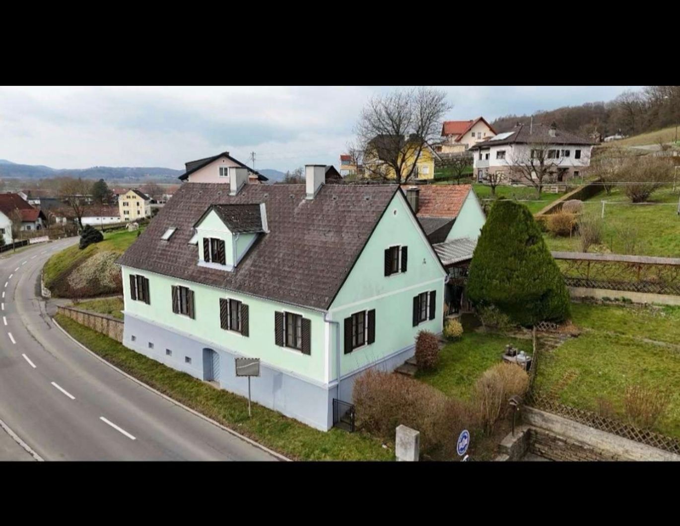 Großes gepflegtes Ein- bzw Zweifamilienhaus *Provisionsfrei*