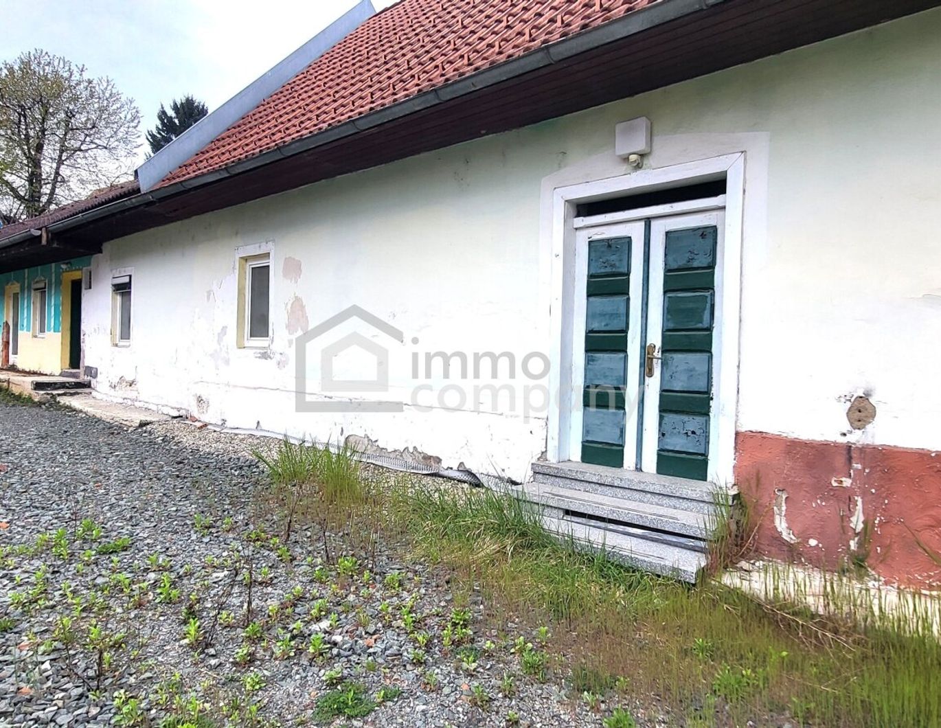 Charmantes Sanierungsobjekt mit großem Grundstück im Herzen von Preding