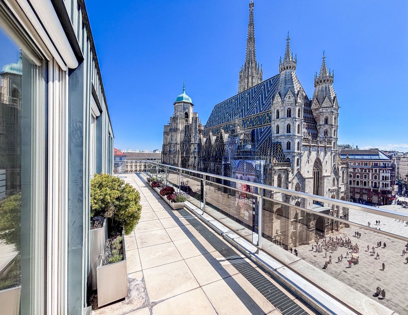 THE ONE AND ONLY - Spectacular penthouse in a premium location!