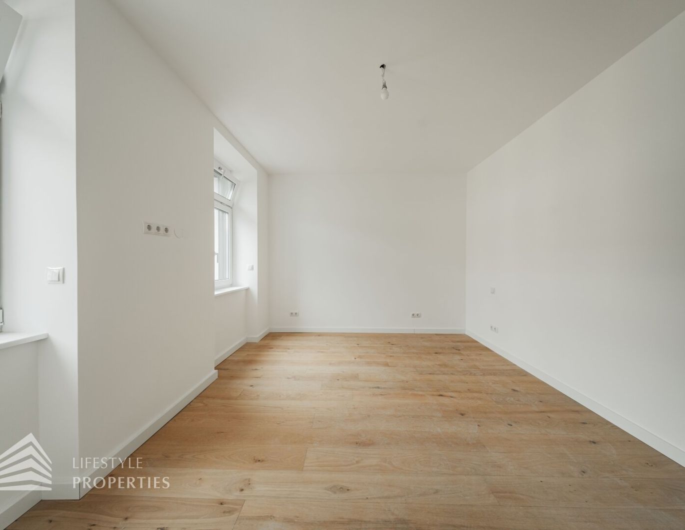 Erstbezug 3-Zimmer Wohnung mit Balkon, Nähe Aumannplatz