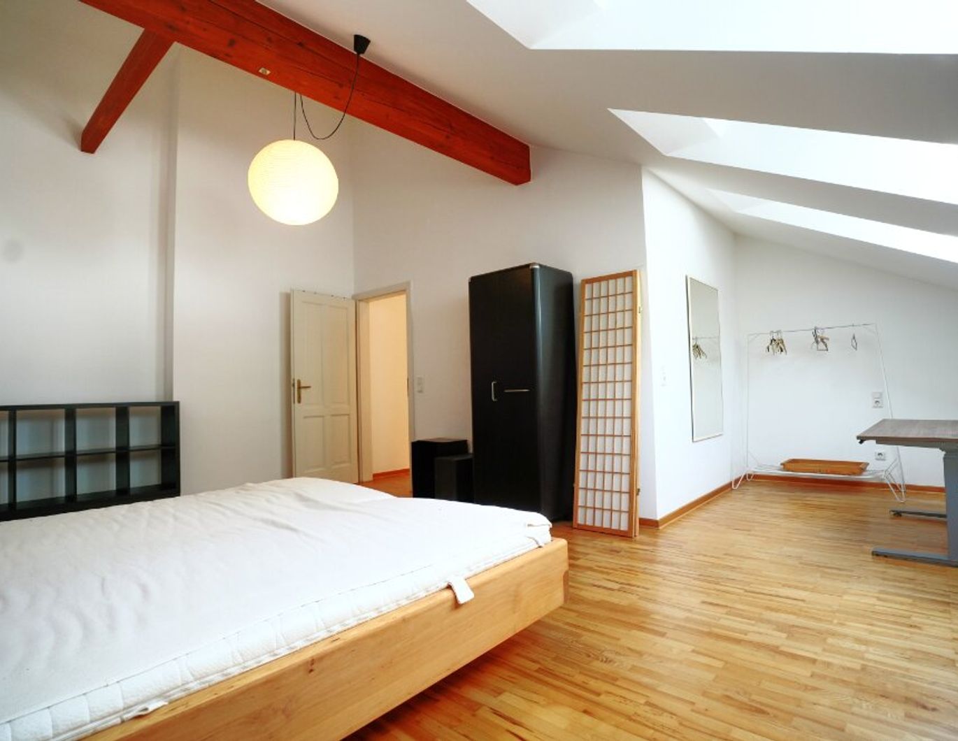 Andräviertel: Hochwertige 2-Zimmer Maisonette - Wohnung mit Dachterrasse 