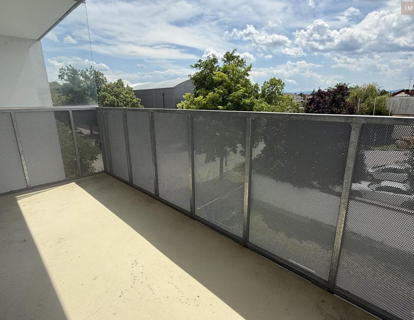 Großzügige 4-Zimmer-Neubauwohnung mit SÜD-Loggia nahe Akademiepark