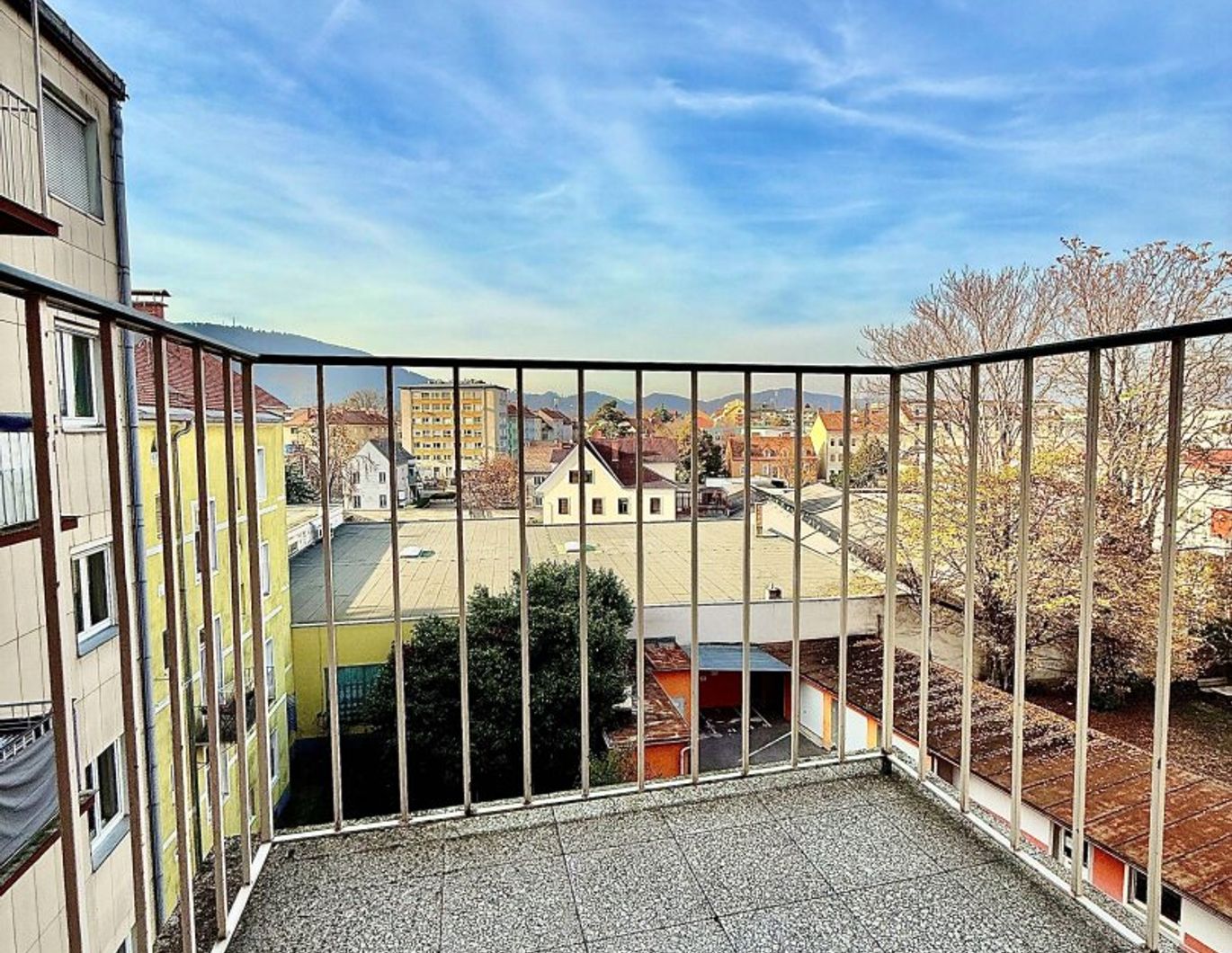 **WOW** I TOP SANIERT I BALKON I LENDPLATZ I BADEWANNE I MODERNER GRUNDRISS I HAUSTIERE WILLKOMMEN I SEHR RUHIG I PROJEKT WOHNEN I