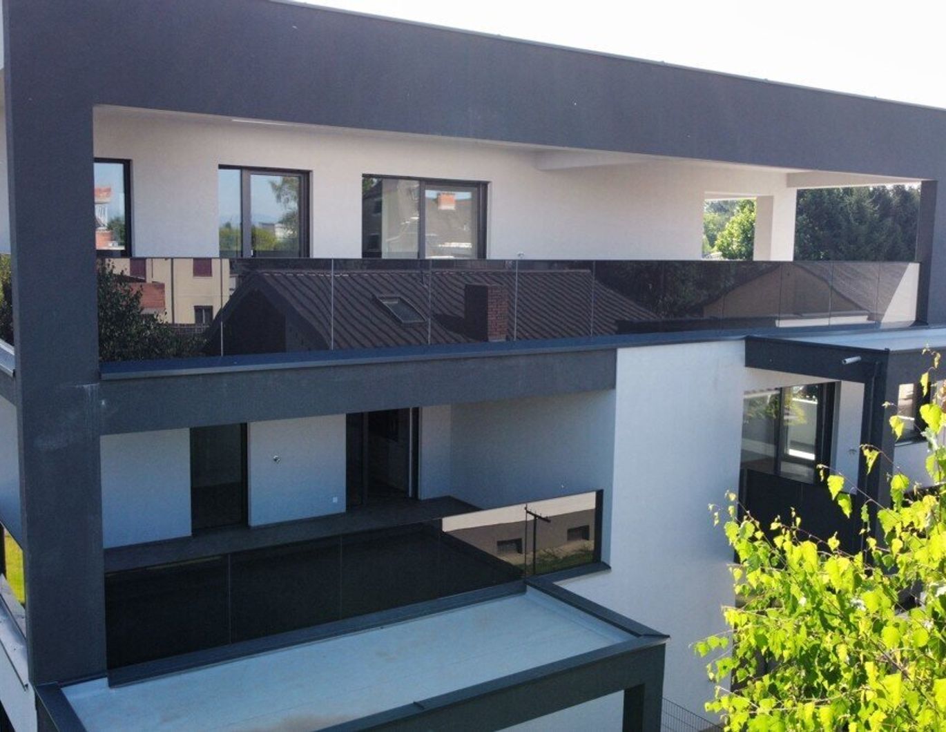 8010 GRAZ, Nähe ORF- Park, hochwertige 3- Zimmer Terrassenwohnung(Erstbezug), West- Ausrichtung, Tiefgaragearage & nur 5 Wohneinheiten!
