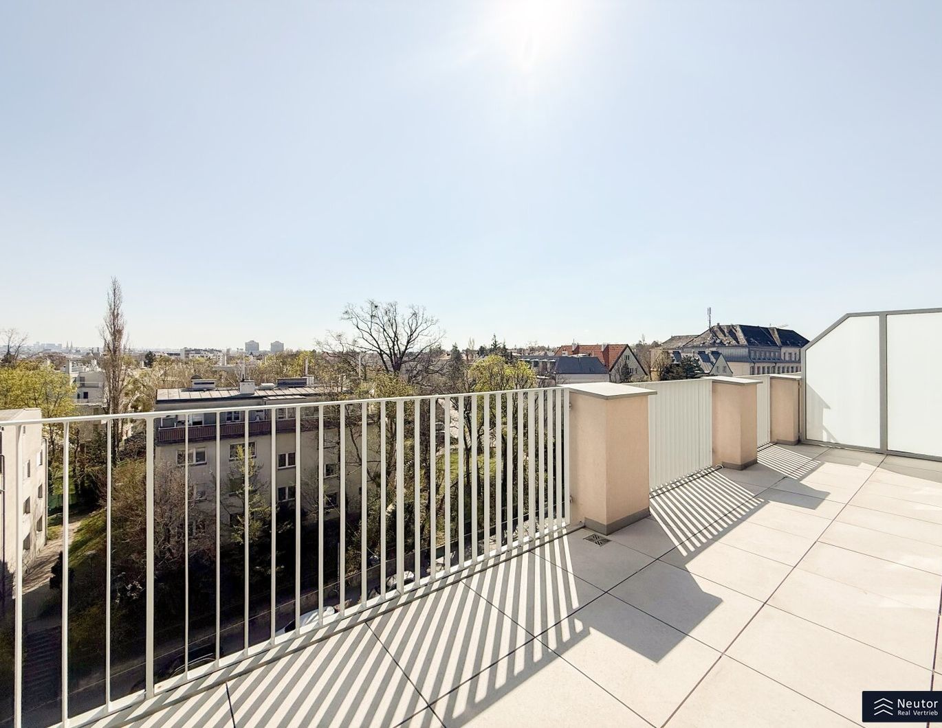 EXKLUSIVE NEUBAUWOHNUNGEN MIT AUSSENFLÄCHEN - ÖGNI-GOLD-ZERTIFIZIERUNG - MODERNES DESIGN - LICHTDURCHFLUTET - ERSTBEZUG - IM HERZEN DES 19. WIENER GEMEINDEBEZIRKS