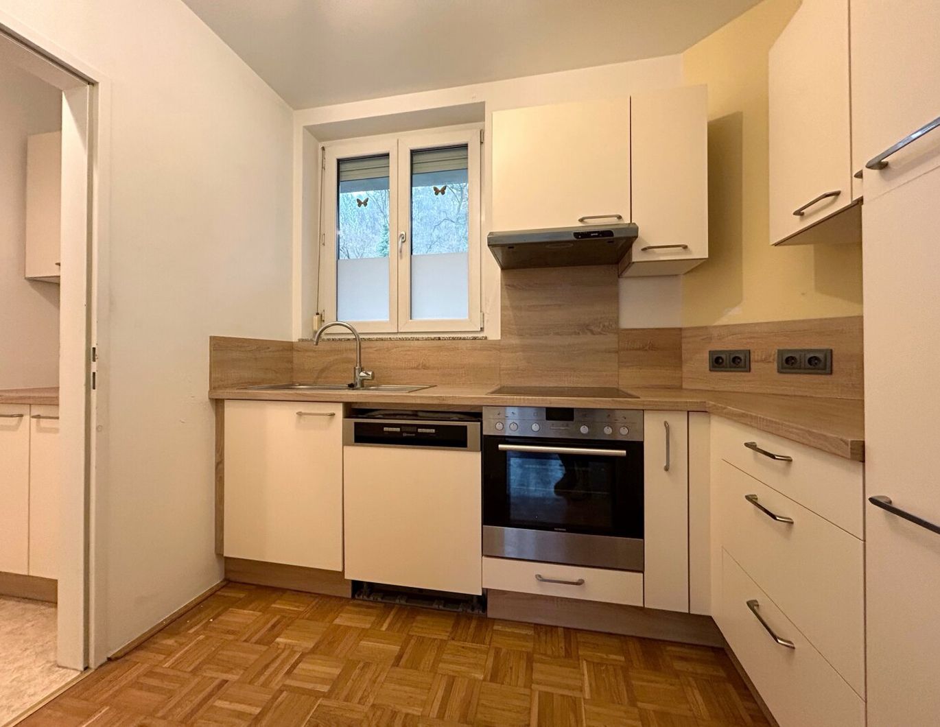 3-ZIMMER-WOHNUNG MIT LOGGIA UND PARKPLATZ IN MAUTHAUSEN