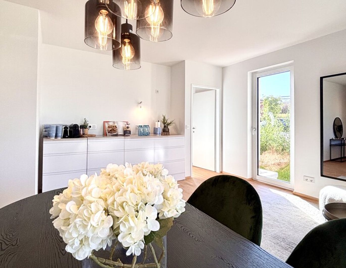 PROVISIONSFREI! Lichtdurchflutete 3-Zimmer-Wohnung | Süd-West-Ausrichtung | Balkon & Loggia
