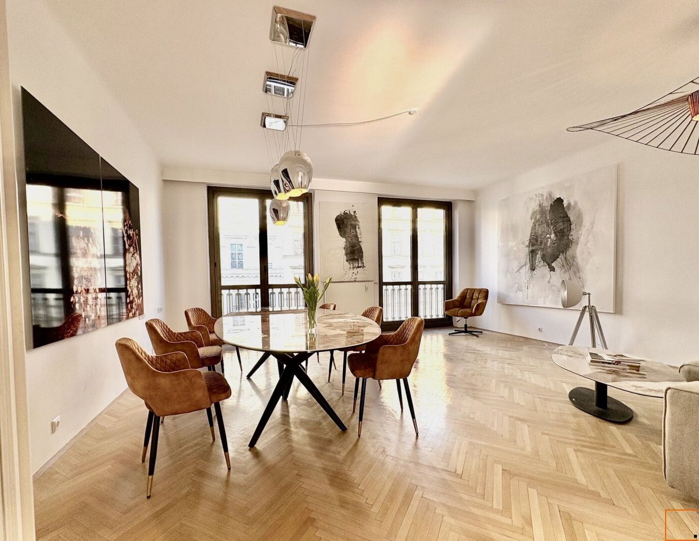 Für Musikliebhaber und Wienliebende: Ikonische Eigentumswohnung zwischen Oper und Musikverein