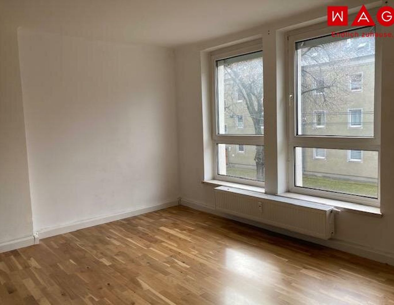 Sehr große 2-Zimmer-Wohnung ab SOFORT! Am beliebten Bindermichl gleich neben dem Hummelhofwald! Perfekte Infrastruktur!