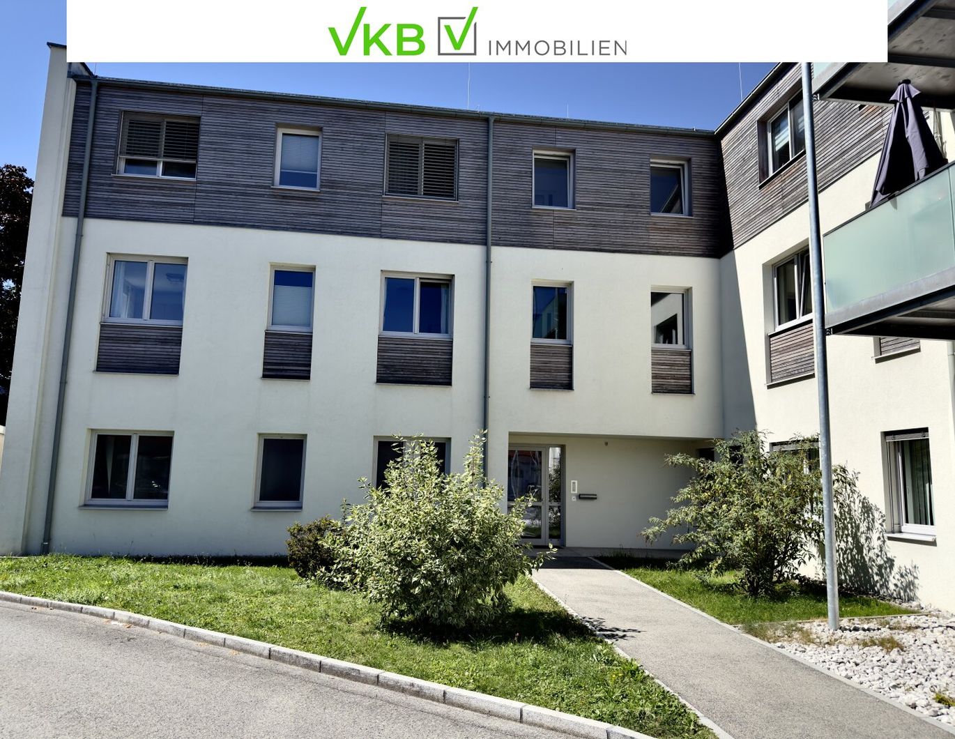 SEEWALCHEN AM ATTERSEE | KAMMER: Attraktive 2-Zimmer-Wohnung mit Carport in Seenähe!