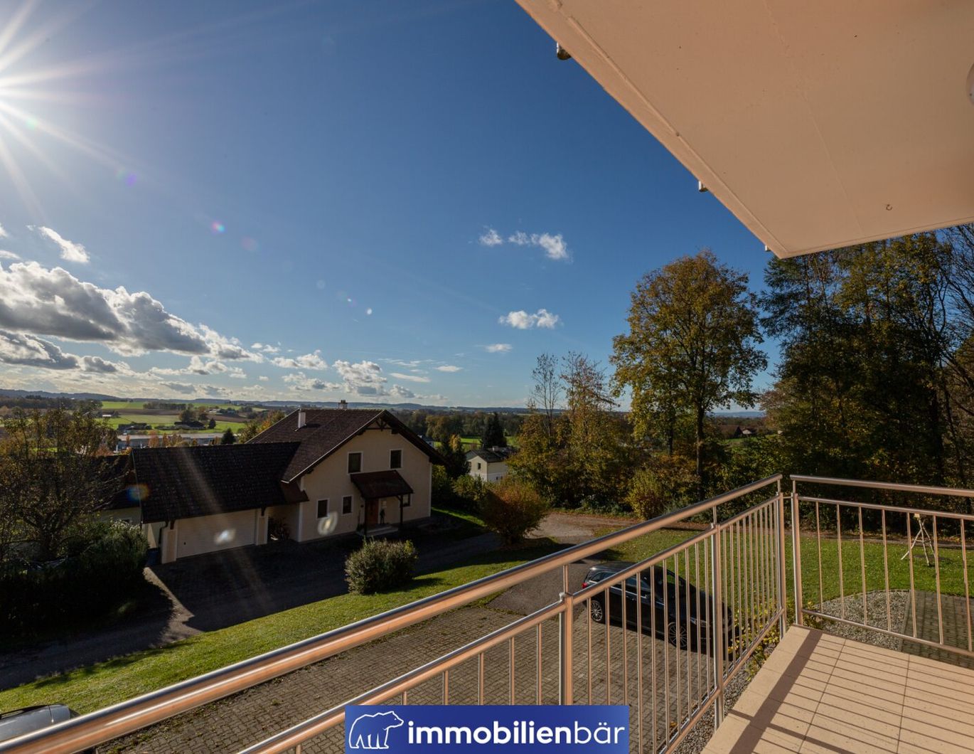 ANLEGER Wohnung mit traumhaften Weitblick und Balkon