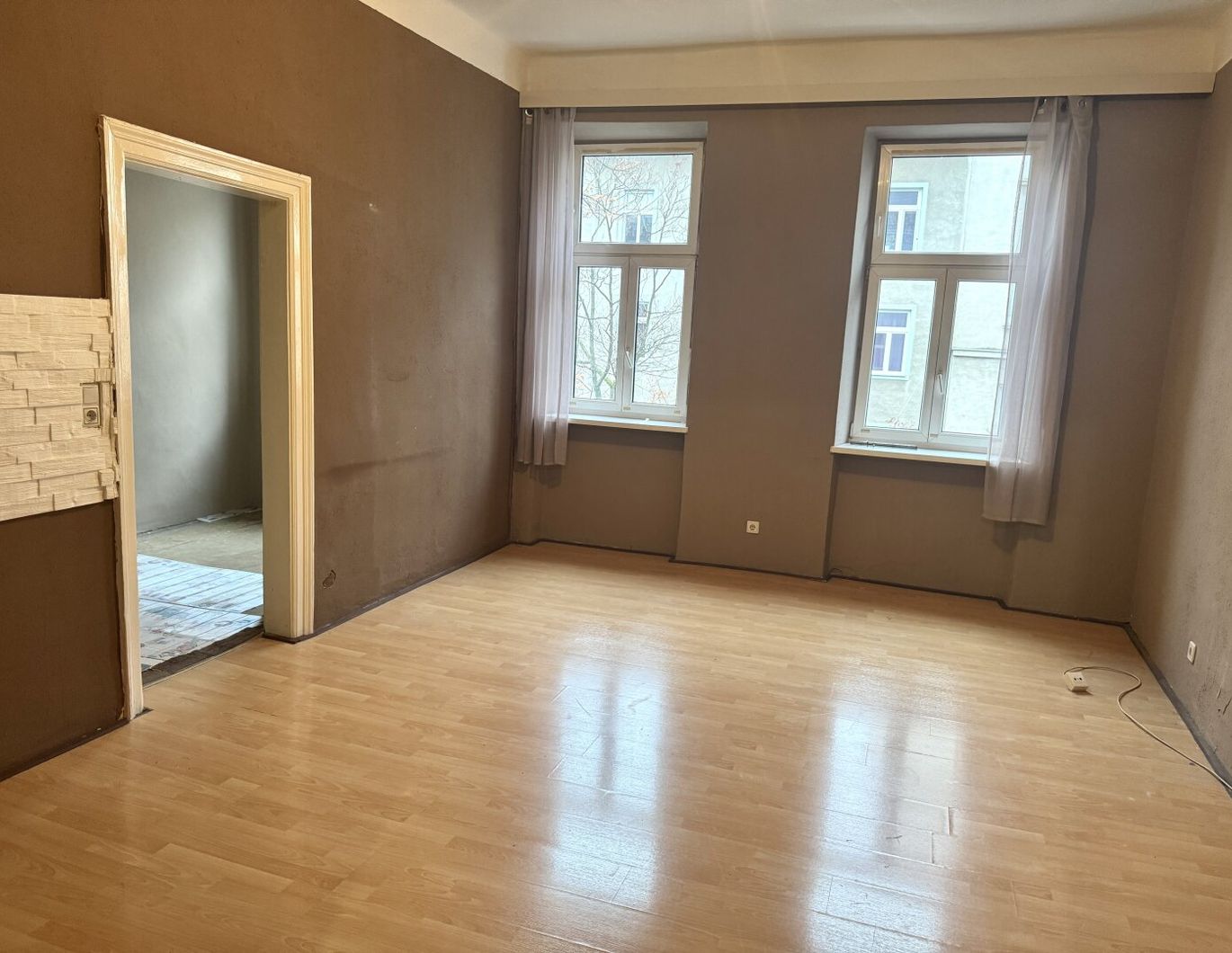 2-Zimmer-Wohnung mit attraktivem Gestaltungspotenzial - NÄHE AUGARTEN