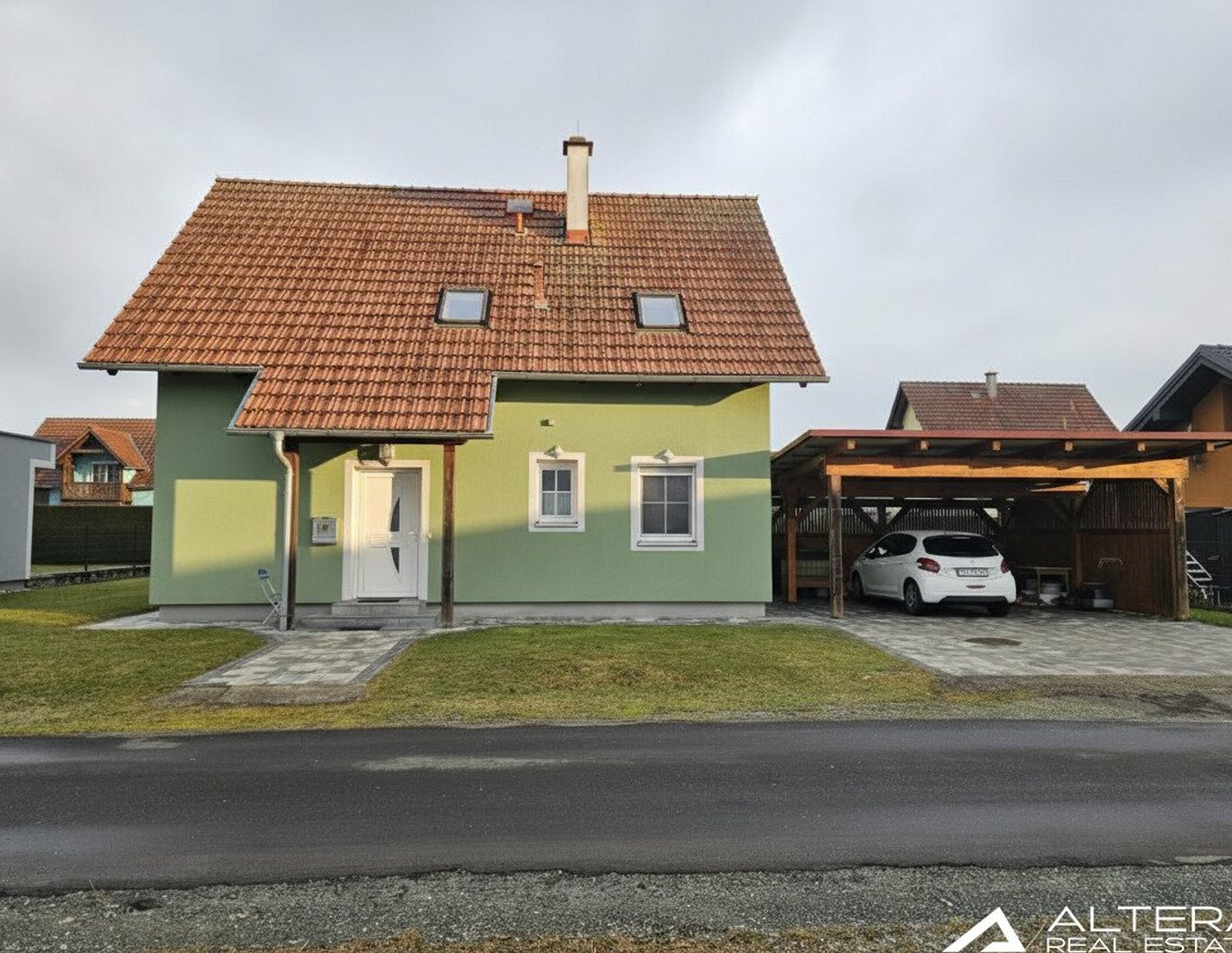 Wagna! - Gepflegtes Einfamilienhaus mit Terrasse und Doppelcarport in Siedlungslage!