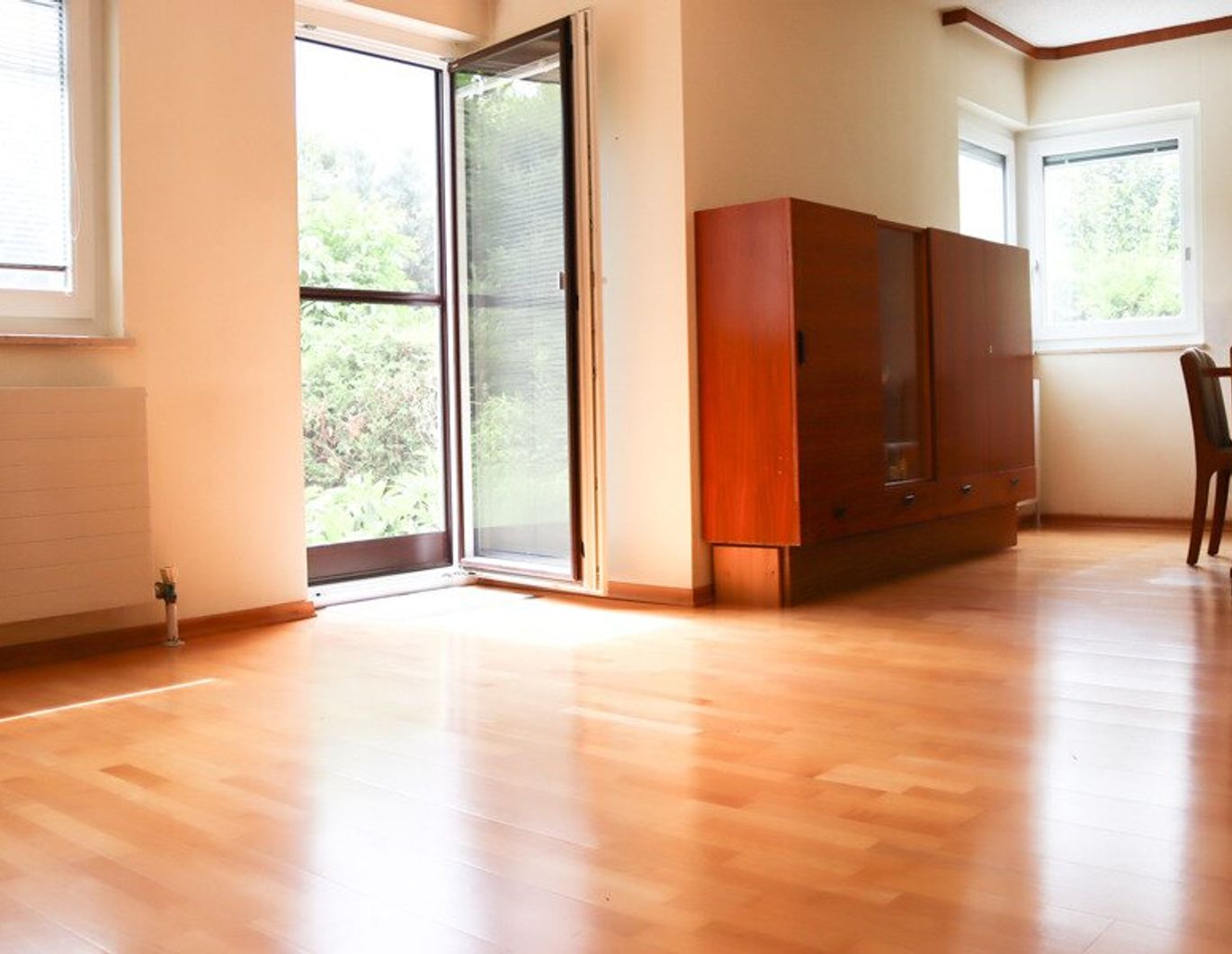 Gut aufgeteilte 4,5 Zimmer-Gartenwohnung samt Terrasse und Garagenabstellplatz in Natters