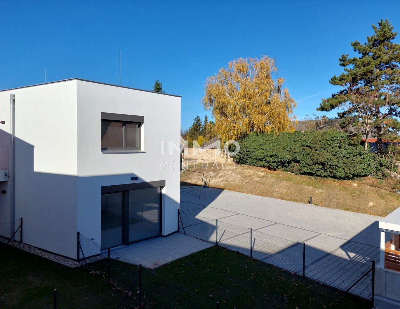 Sicherer Altersitz barrierefrei - Sonniger Garten + inklusive Garagenstellplatz