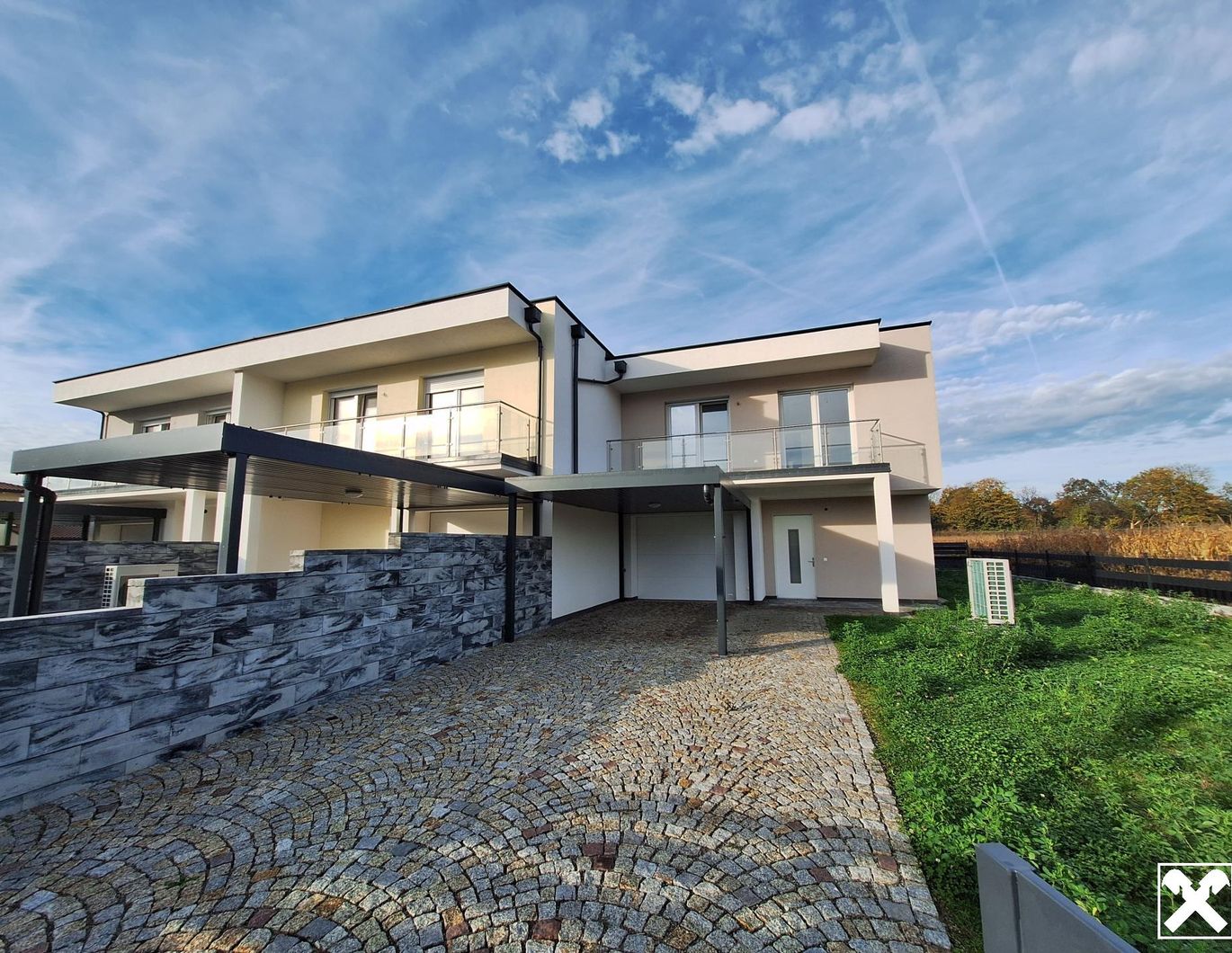 Top 4 - Vier Reihenhäuser stehen zum Verkauf