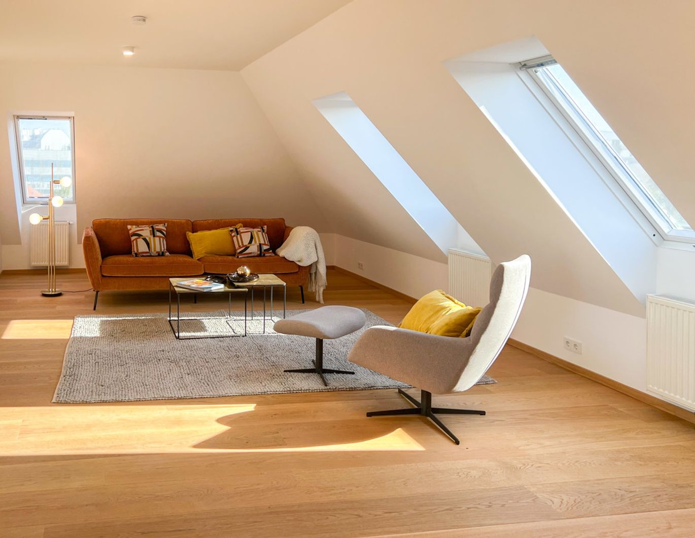 Exquisite Dachgeschosswohnung mit Terrasse und Rundumblick in Alt-Penzing