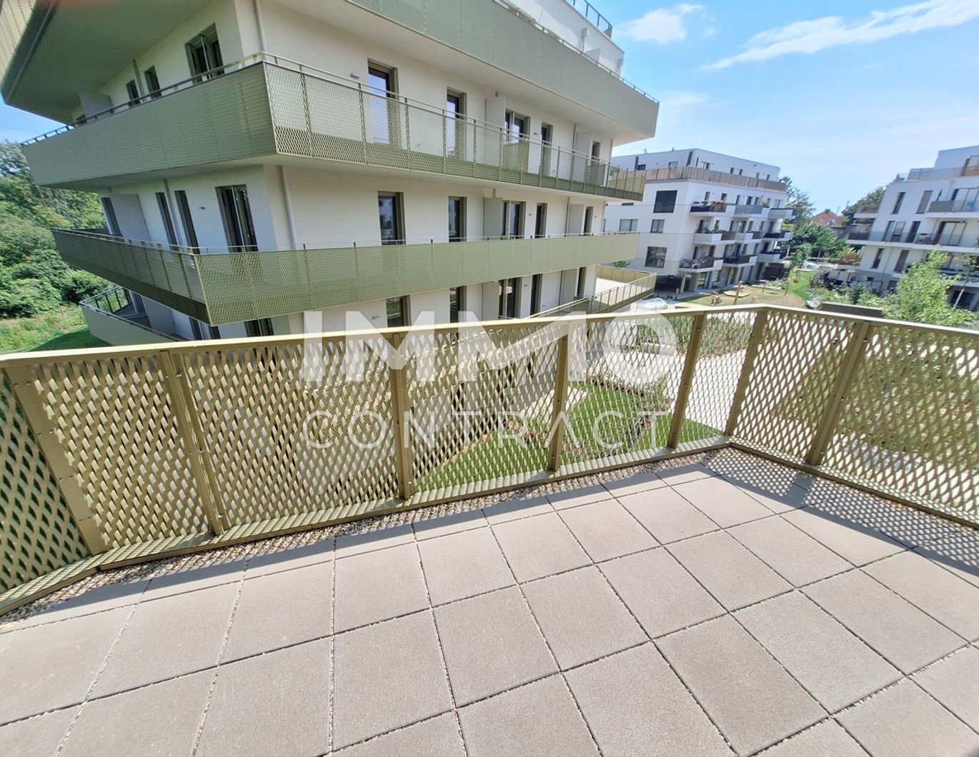 5 Zimmer Familienwohnung mit großem Balkon