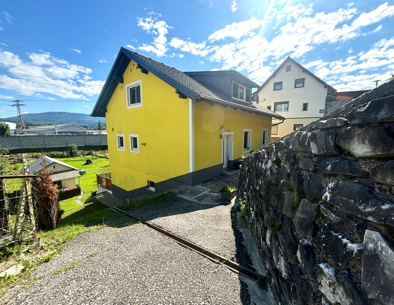 GRATWEIN-STRASSENGEL! - Einfamilienhaus mit Einlegerwohnung