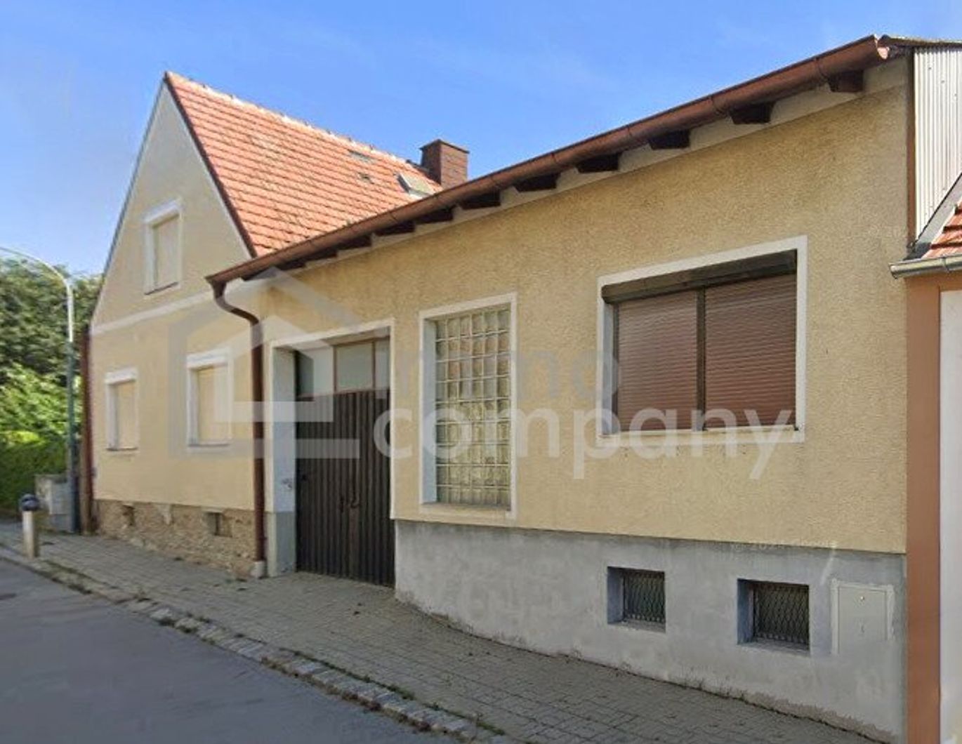 Großzügiges Mehrfamilienhaus in Jois: 7 Zimmer, 203 m² für 320.000 €!