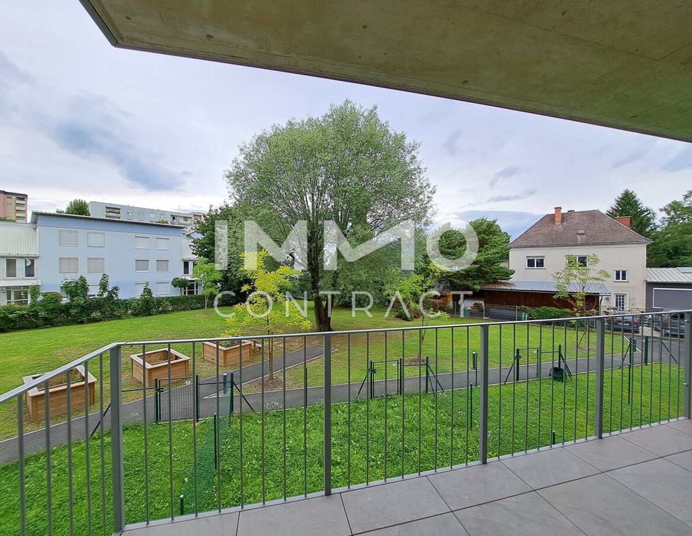 SINGLE-HIT: 2 Zimmer Wohnung mit Balkon - Harter Straße 96 - Top 012