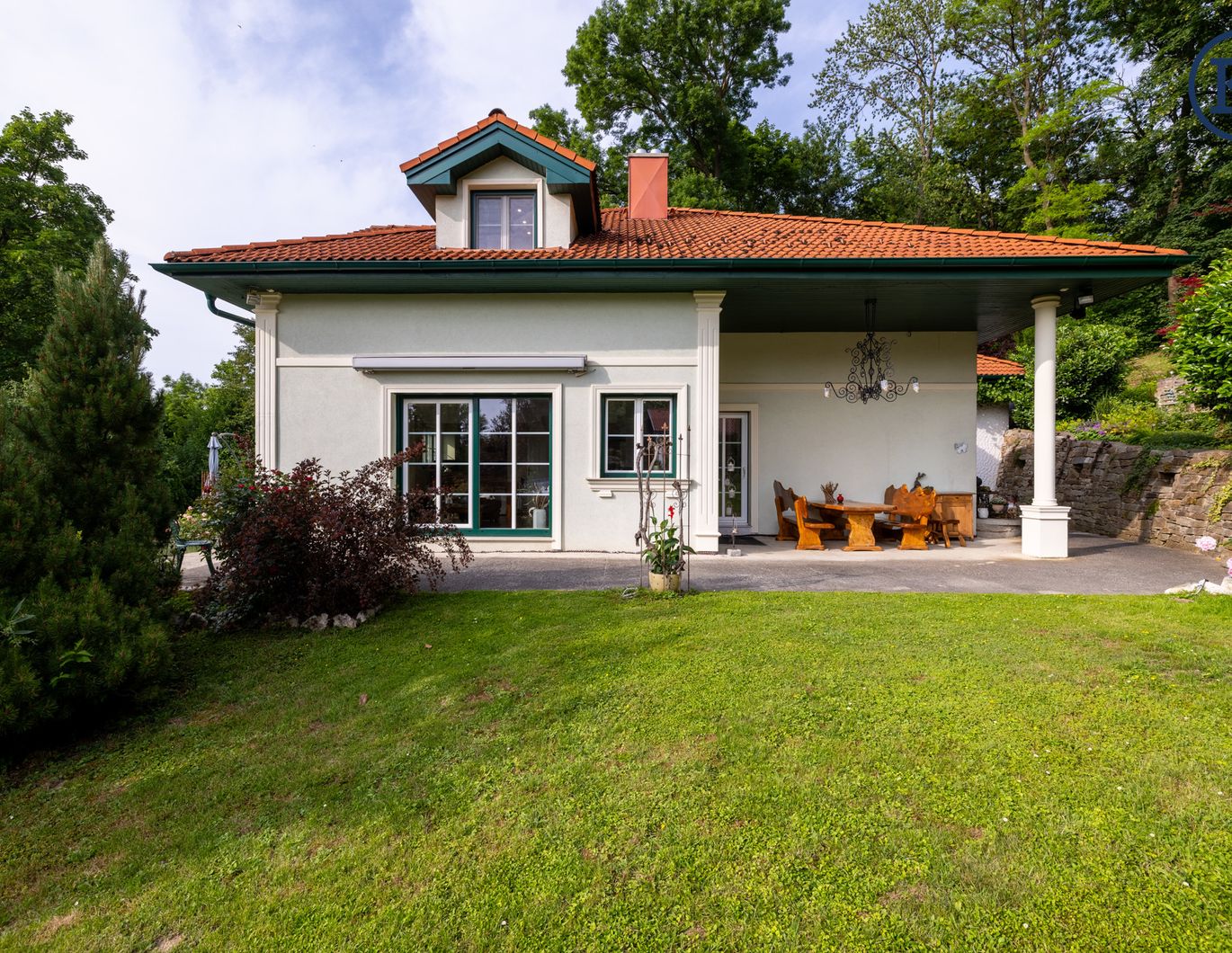 Ihr Zuhause der Ruhe - mit traumhafter Natur und gleichzeitig toller, schneller Anbindung.