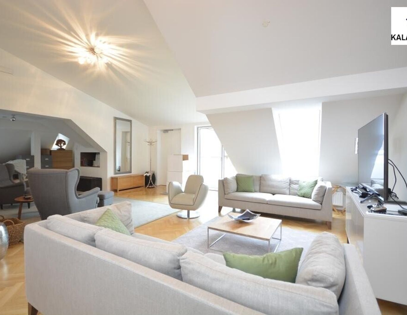 MÖBLIERTE COTTAGE-VILLA