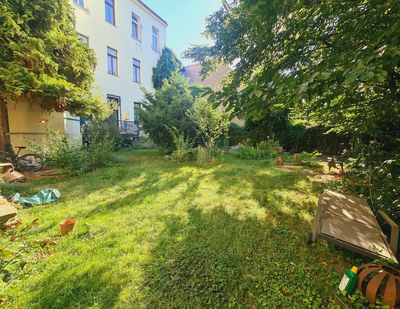 Sanierungsbedürftiger Altbau | Garten+Balkon | U4