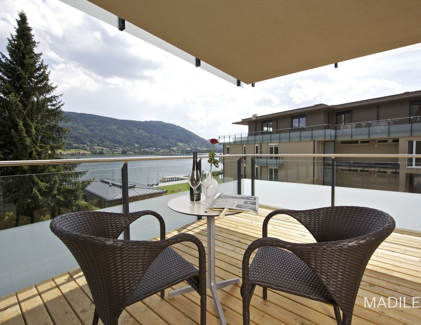 Hotel Apartment mit Seeblick, direkt am Ossiacher See (Buy to let- mit Eigennutzung)