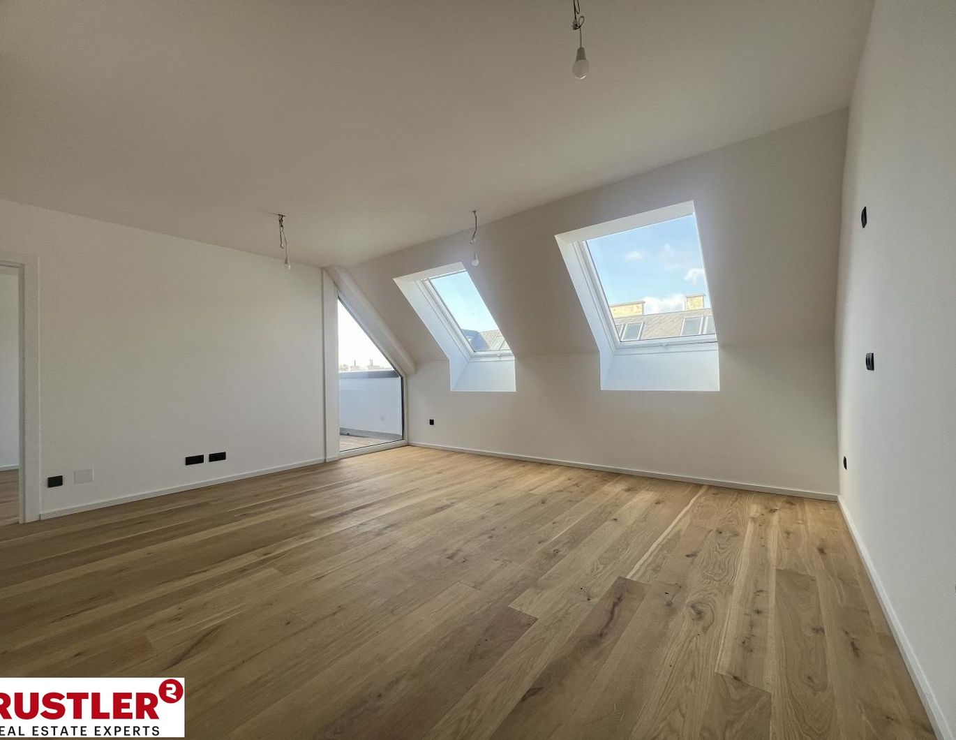 Top moderne Dachgeschosswohnung mit Terrasse & Fernblick | Erstbezug am Reinlpark