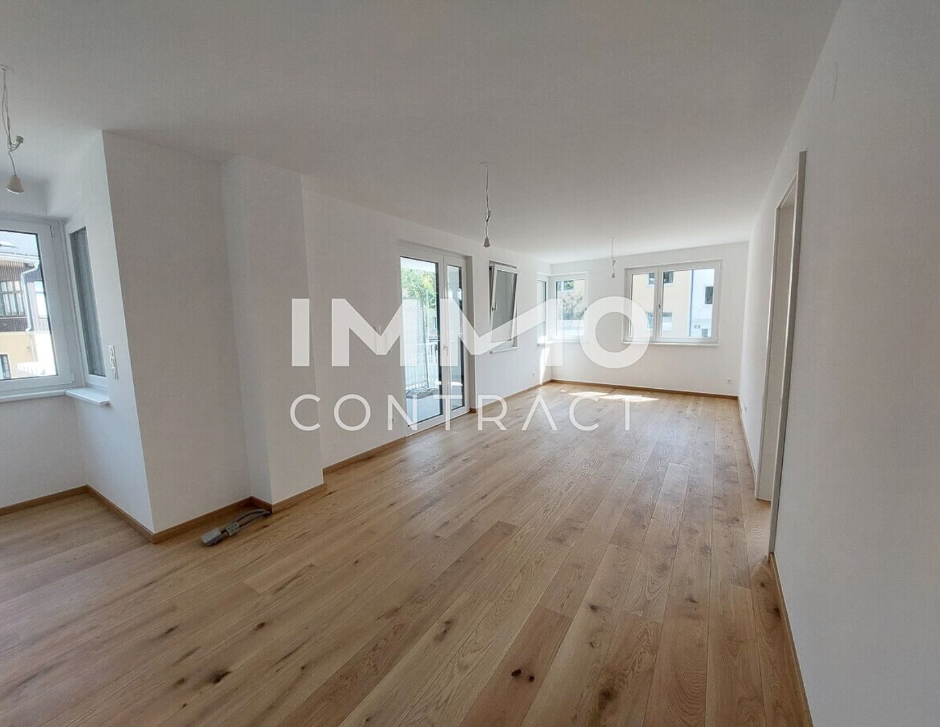 Provisionsfrei! Familienzuhause mit 4 Zimmern + 2 Bädern + Balkon