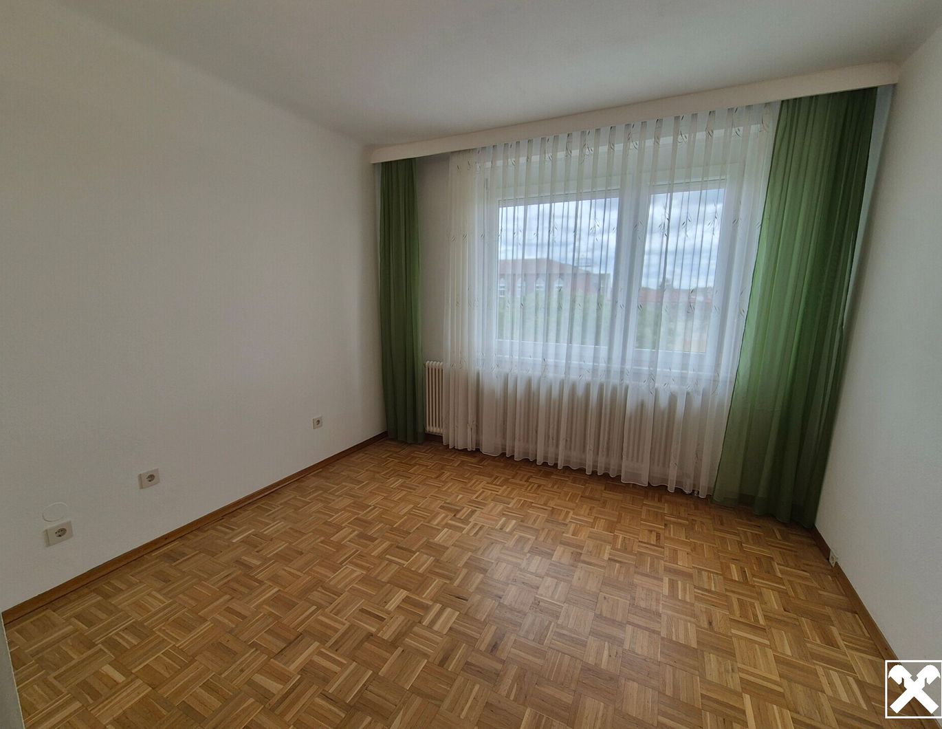 ZENTRALE LAGE - SONNIGER BALKON